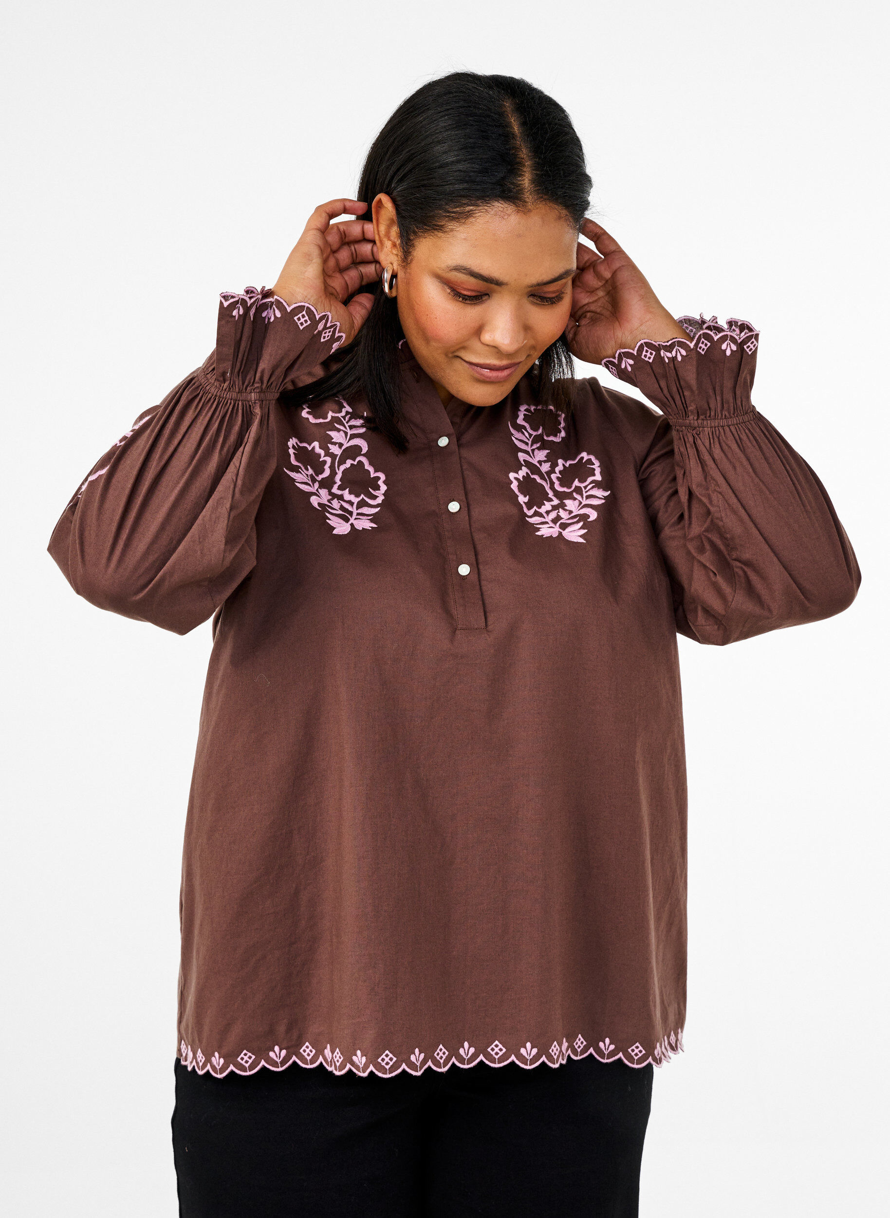 Zizzifashion Blouse with embroidery and ruffle details, Brown, Model image number 0