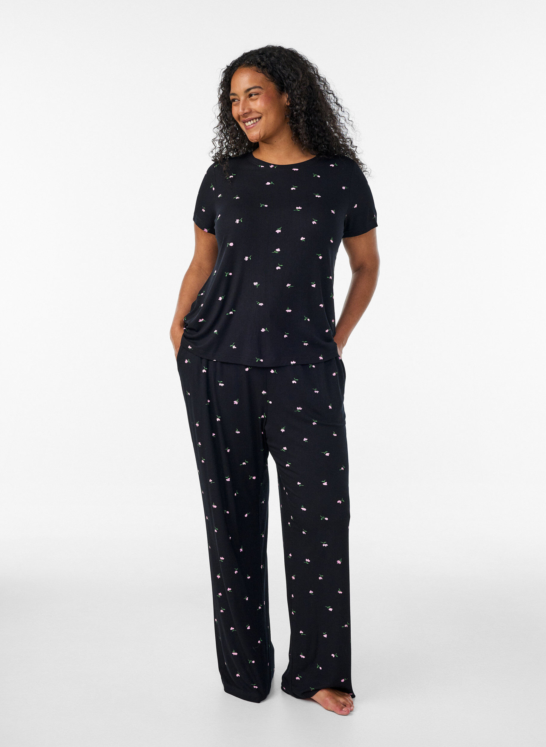 ZizzifashionPyjama top with floral print and ribbed texture, Black, Model image number 1
