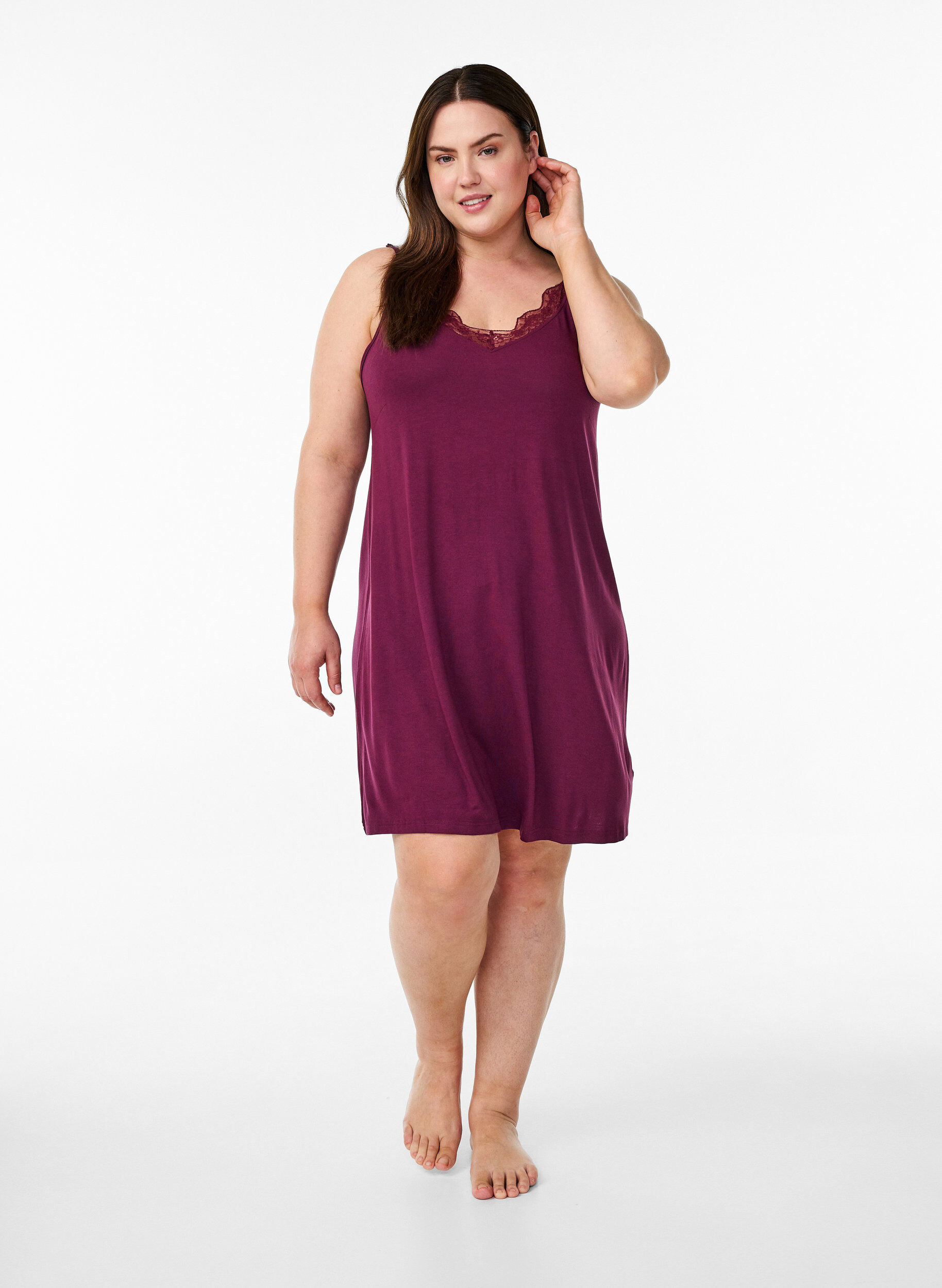 ZizzifashionViscose nightgown with lace trim, Dark Bordeaux, Model image number 1