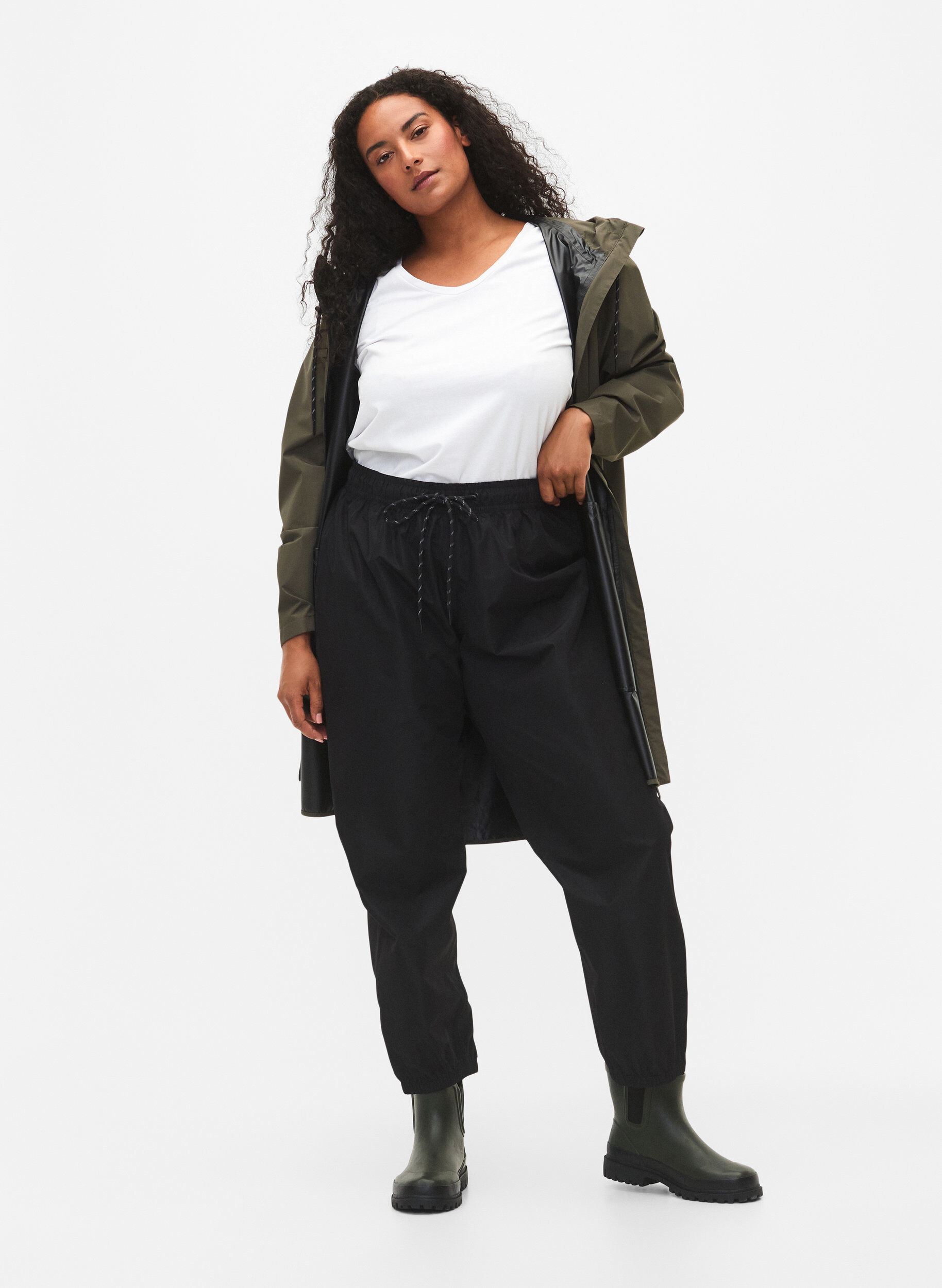 Rain pants with elastic and drawstring, Black, Model