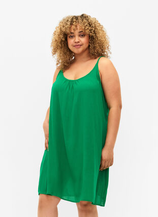 Solid colour strap dress in viscose, Jolly Green, Model image number 2
