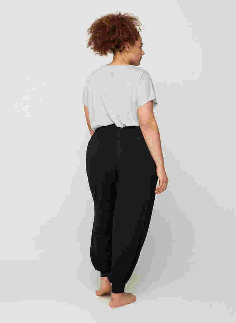 Loose viscose trousers with pockets, Black, Model