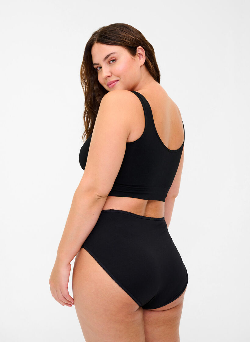 3-pack regular waist cotton briefs, Black, Model image number 1