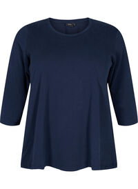 Basic cotton t-shirt with 3/4 sleeves