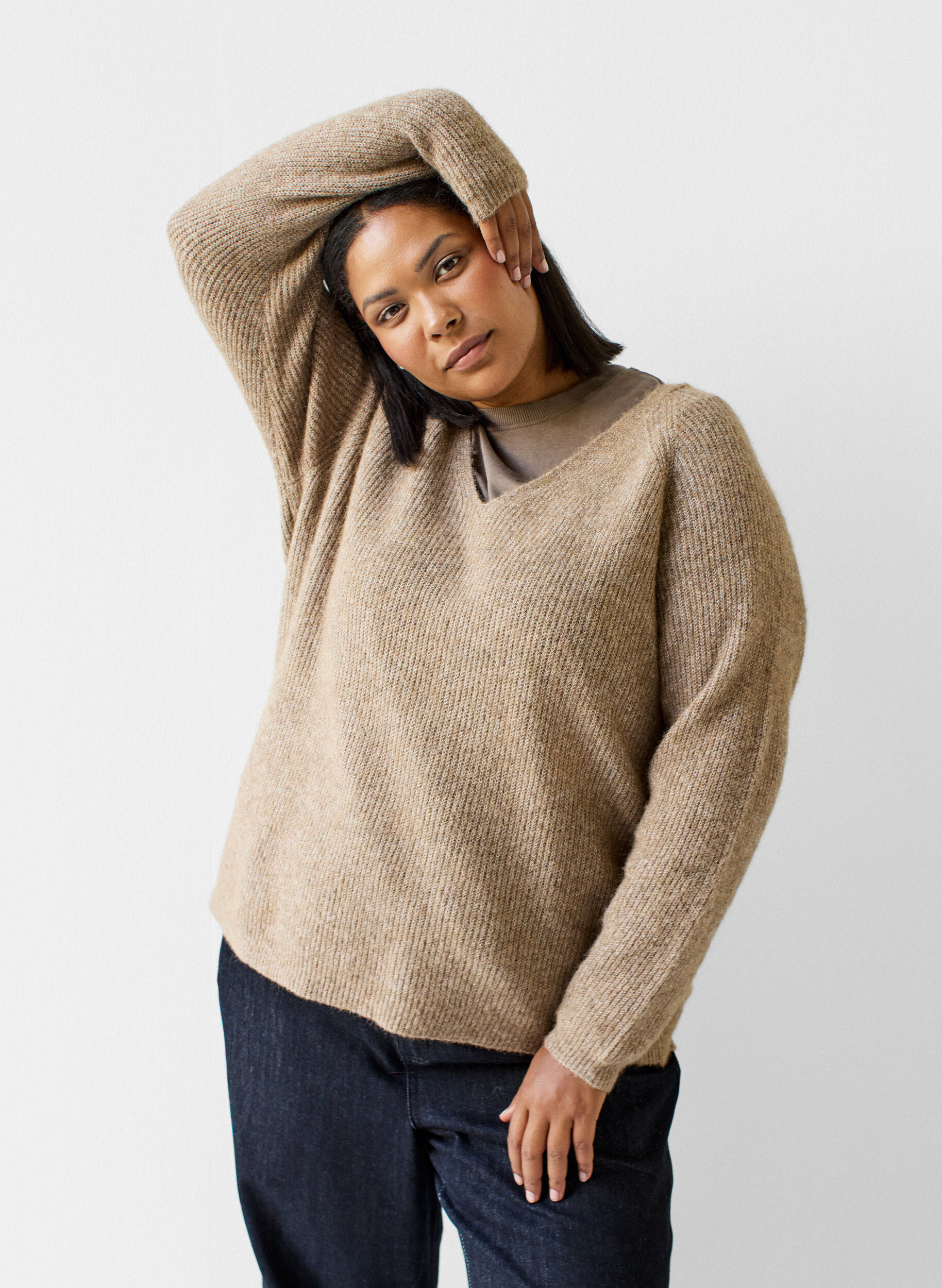 ZizzifashionKnitted blouse with V-neck and raglan sleeves, Brown, Model image number 3