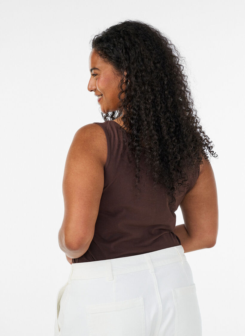 Solid color basic top in cotton, Brown, Model image number 2