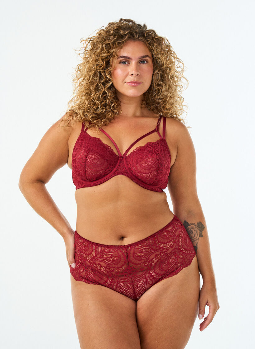 Crotchless hipster thong with lace and high waist, Red, Model image number 0