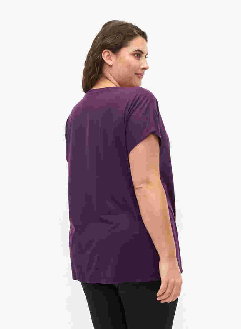 Short sleeved workout t-shirt, Purple Pennant, Model image number 1