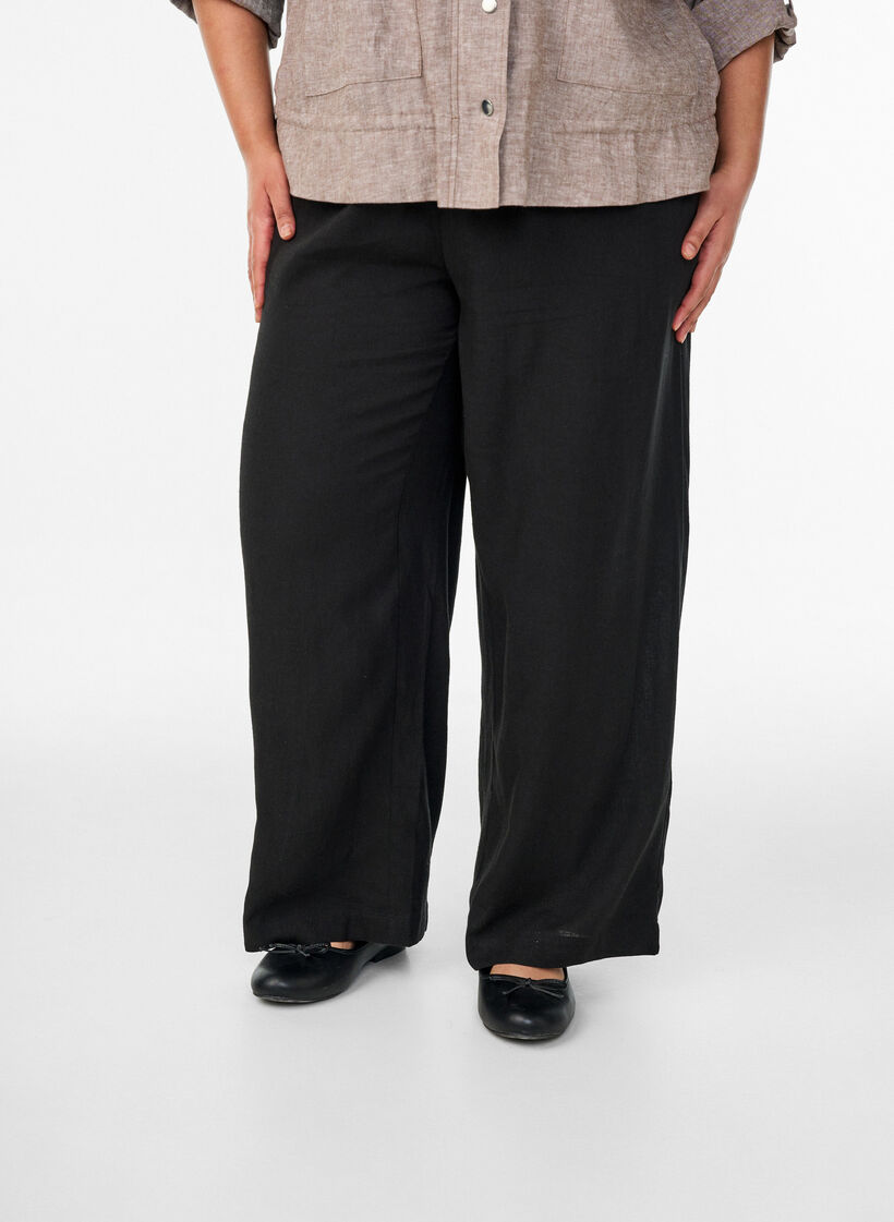 Loose trousers in linen and viscose, Black, Model image number 2