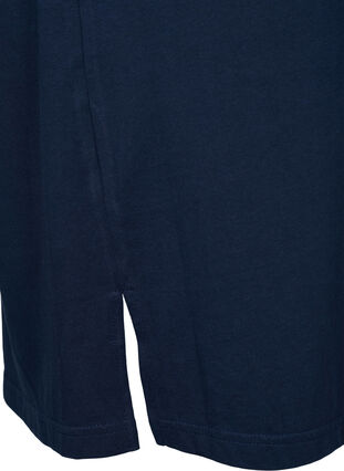 T-shirt dress in cotton with print details, Navy Blazer, Packshot image number 3