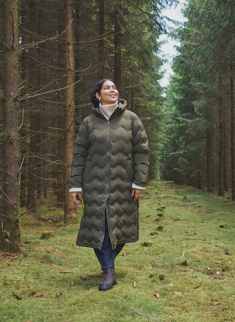Long hooded puffer jacket with a wave pattern, Green, Image image number 0