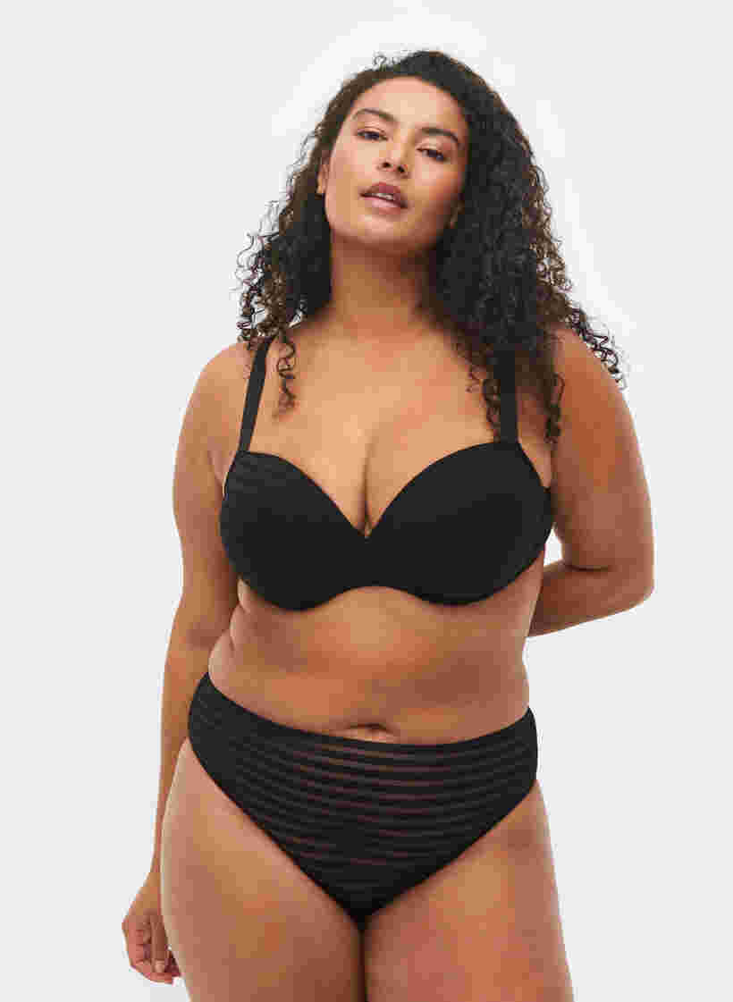 Padded bra with underwire, Black, Model image number 2