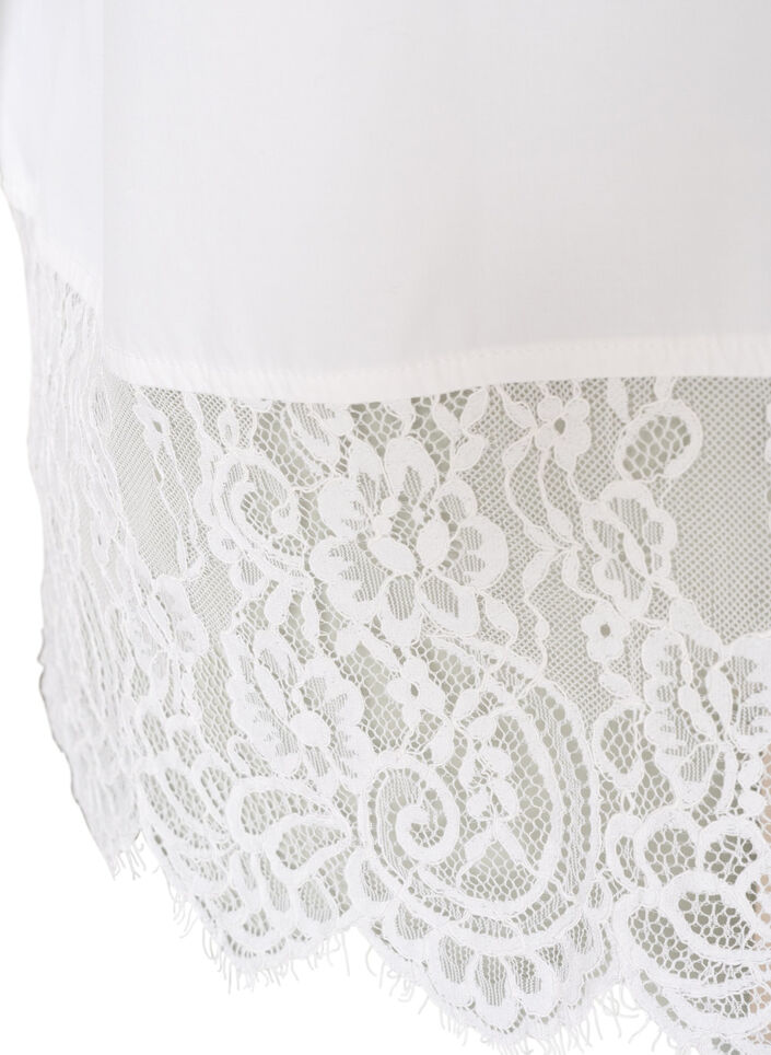 Loose shirt with a wide lace trim, White, Packshot image number 4