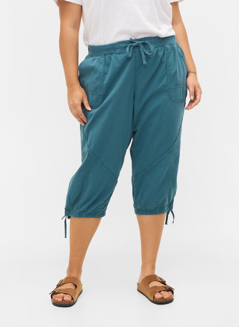 Loose cropped trousers in cotton, Petrol, Model image number 2