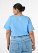 Cotton T-shirt with V-neck and front print, Light Blue, Model image number 2