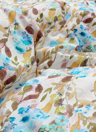 Patterned cotton bedding set, Multi color AOP, Packshot image number 3