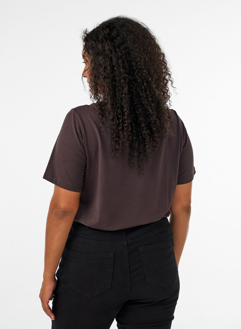 T-shirt with motif, Brown, Model image number 2