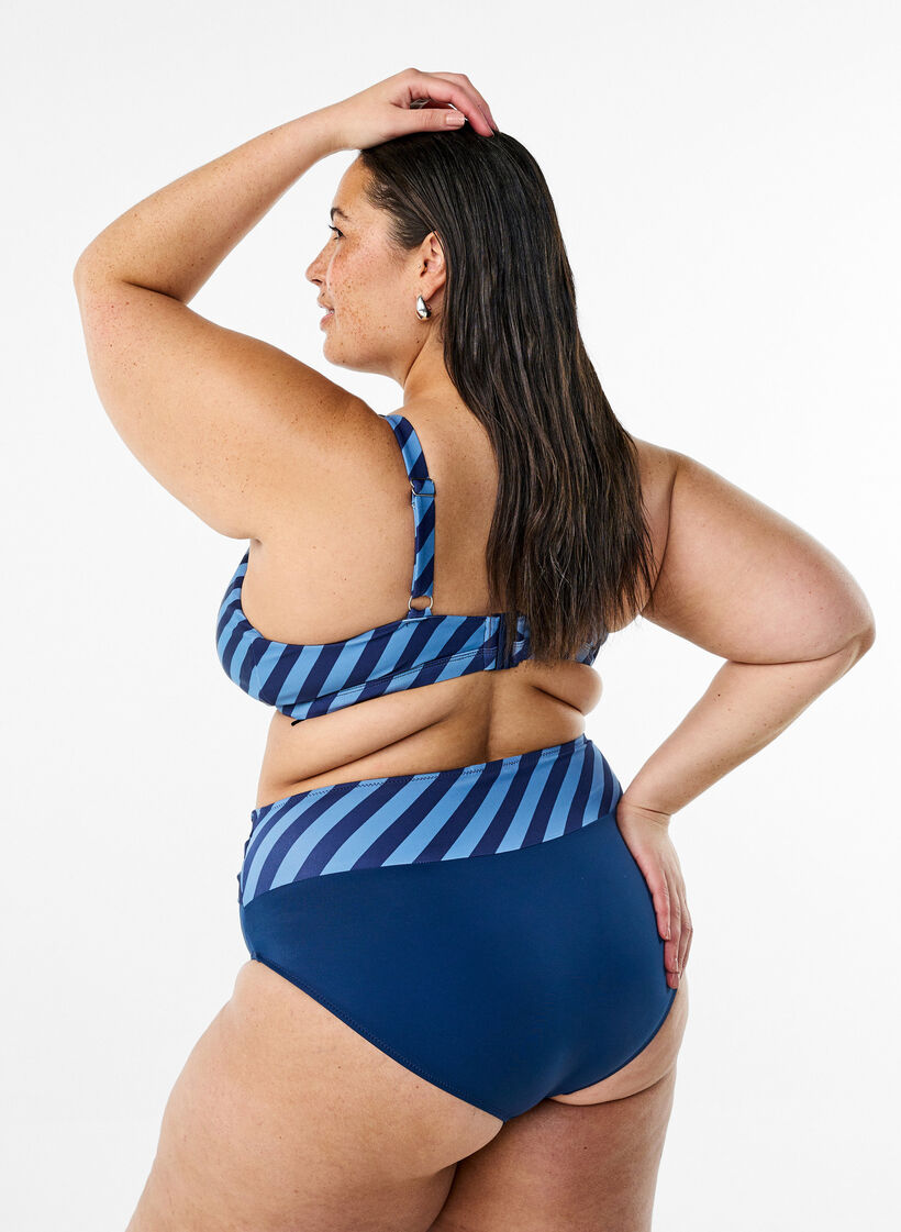 Bikini briefs with wrap detail, Blue, Model image number 2