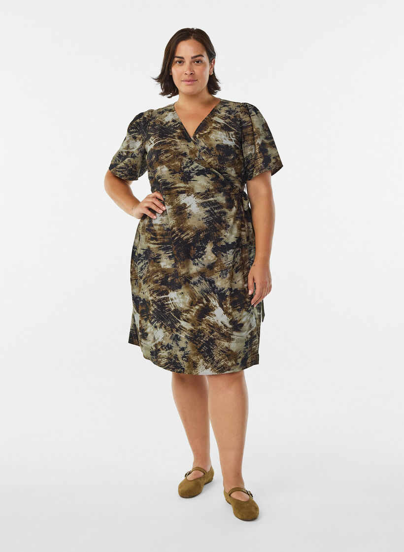 Printed wrap dress, Green, Model image number 1