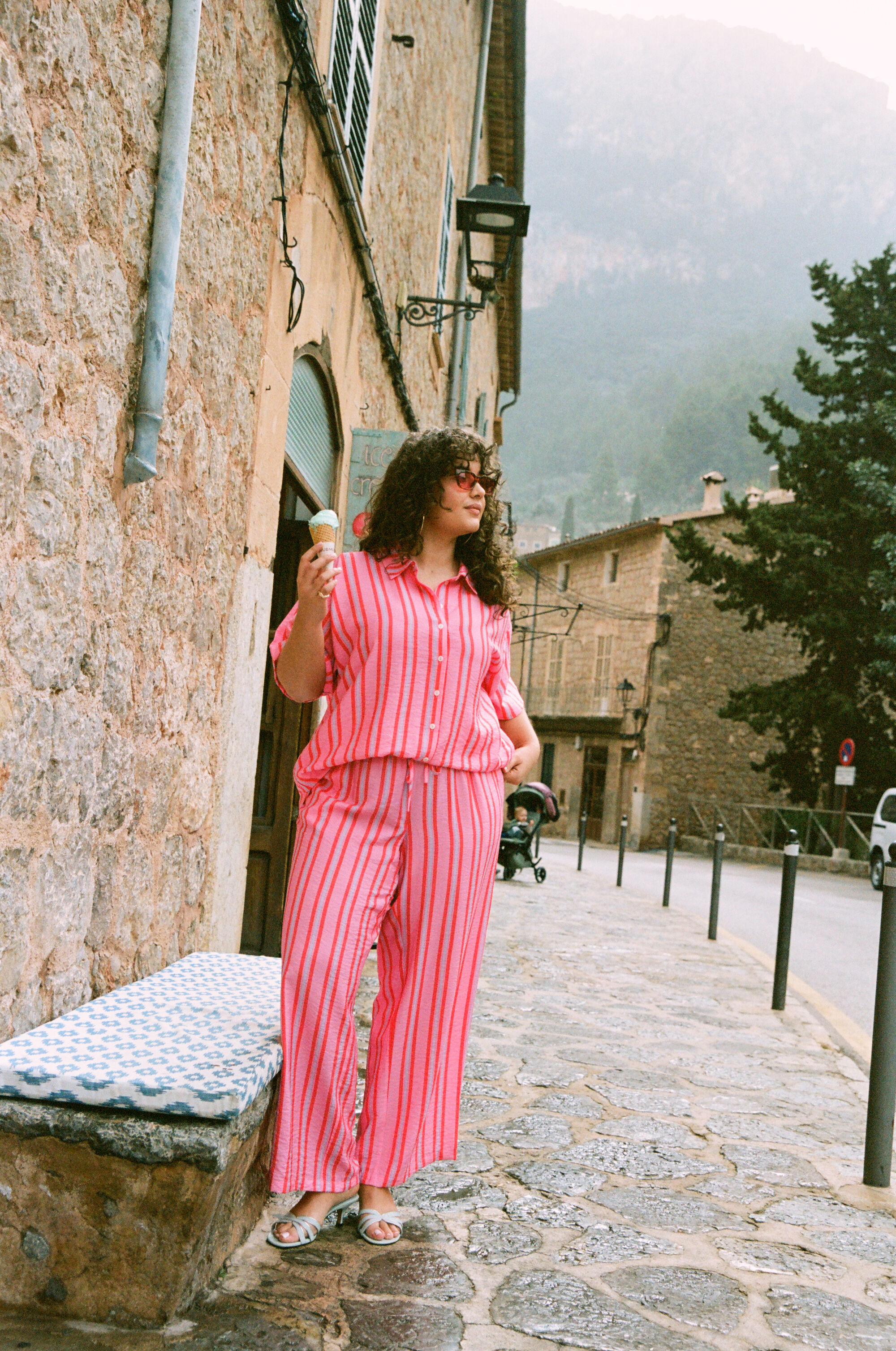 ZizzifashionPink summery striped look, , Model