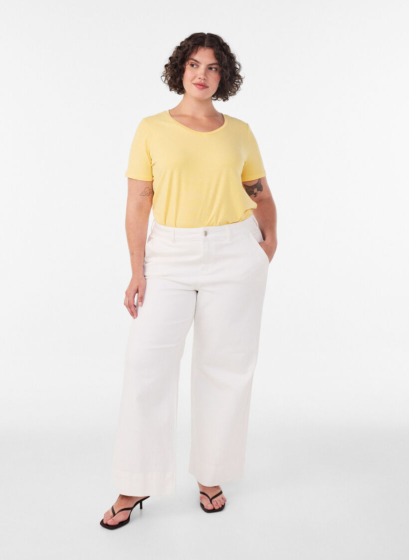 Basic plain cotton t-shirt, Yellow, Model image number 1