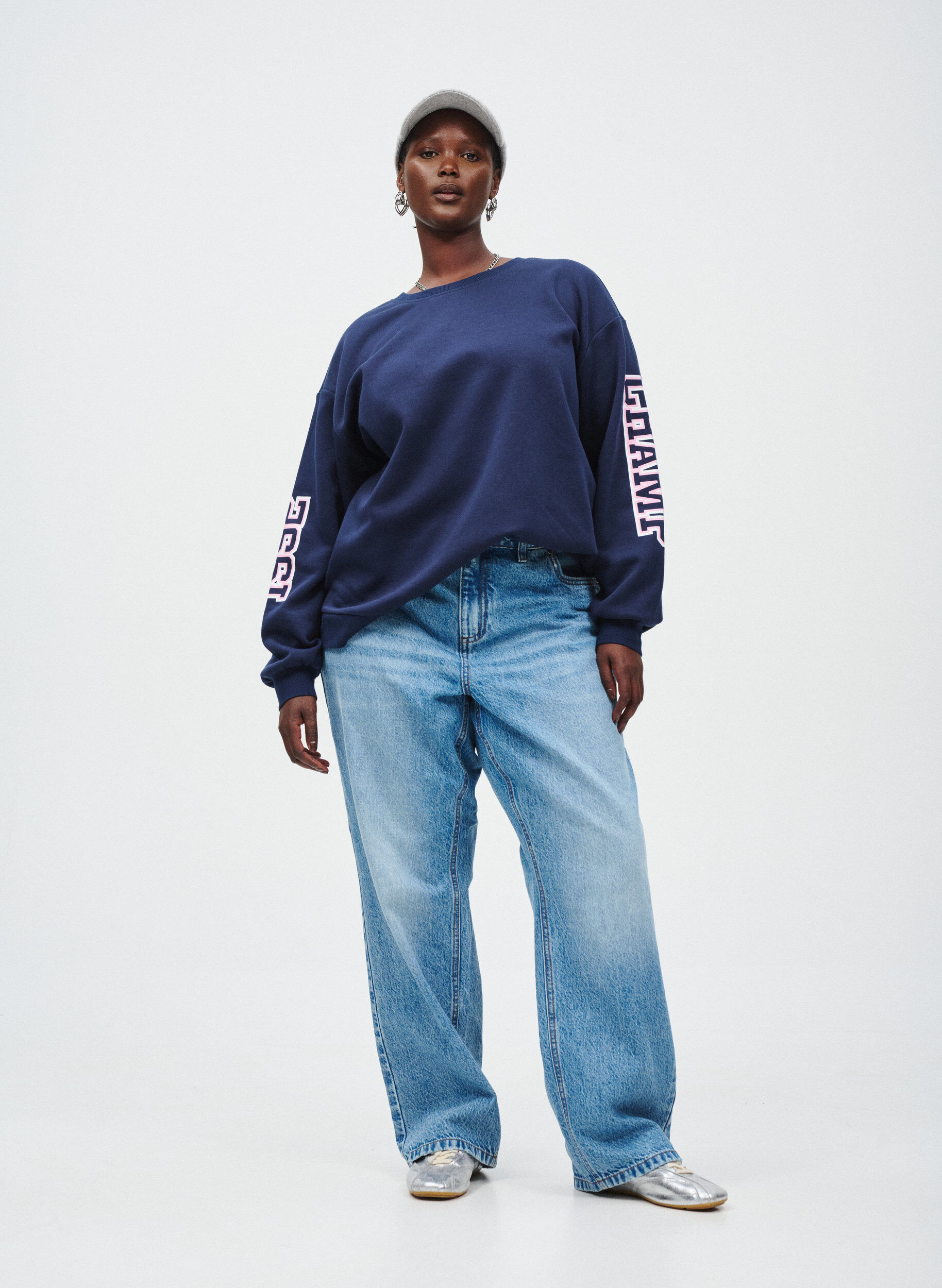 Zizzifashion Sweatshirt with statement print on sleeves and back, Blue, Image image number 0