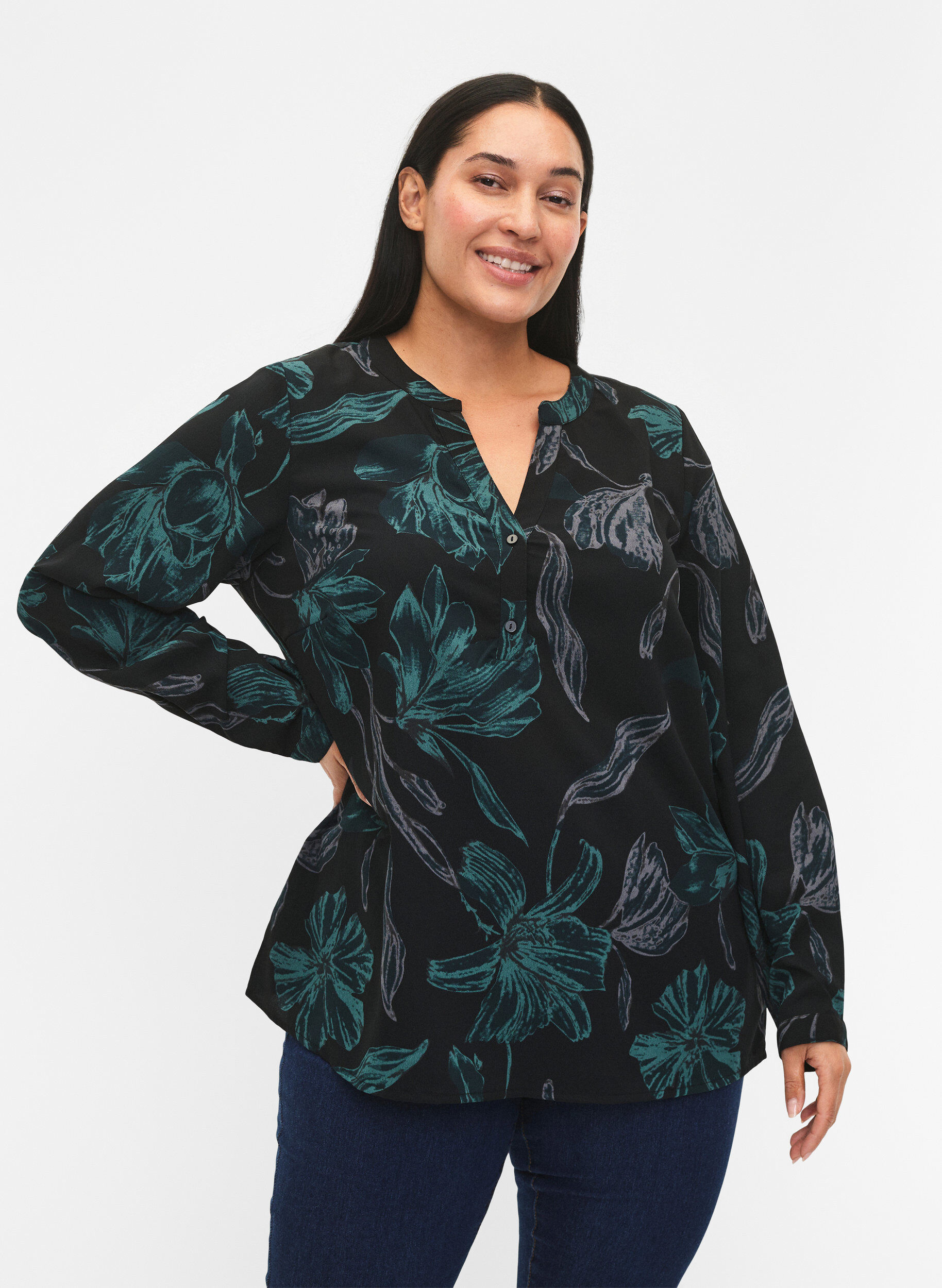 Zizzifashion FLASH - Long sleeve blouse with print, Black Scarab Flower, Model image number 0