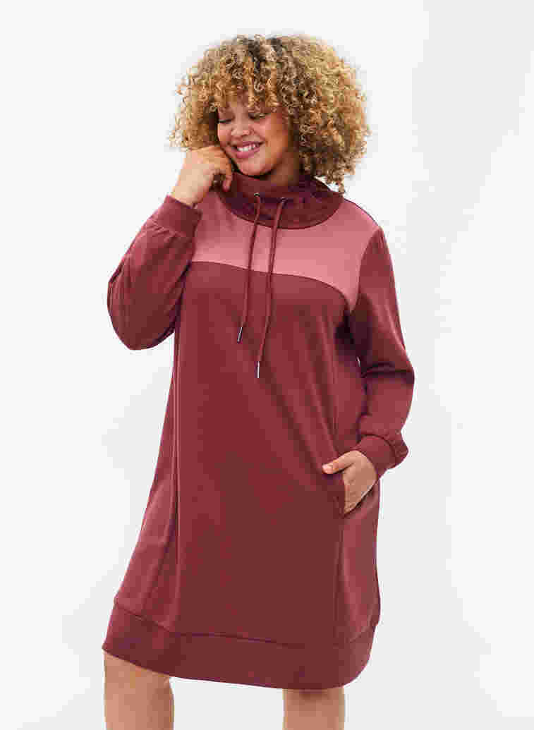 Jumper dress with colour-block, Red Mahogany/RoseBr., Model image number 0