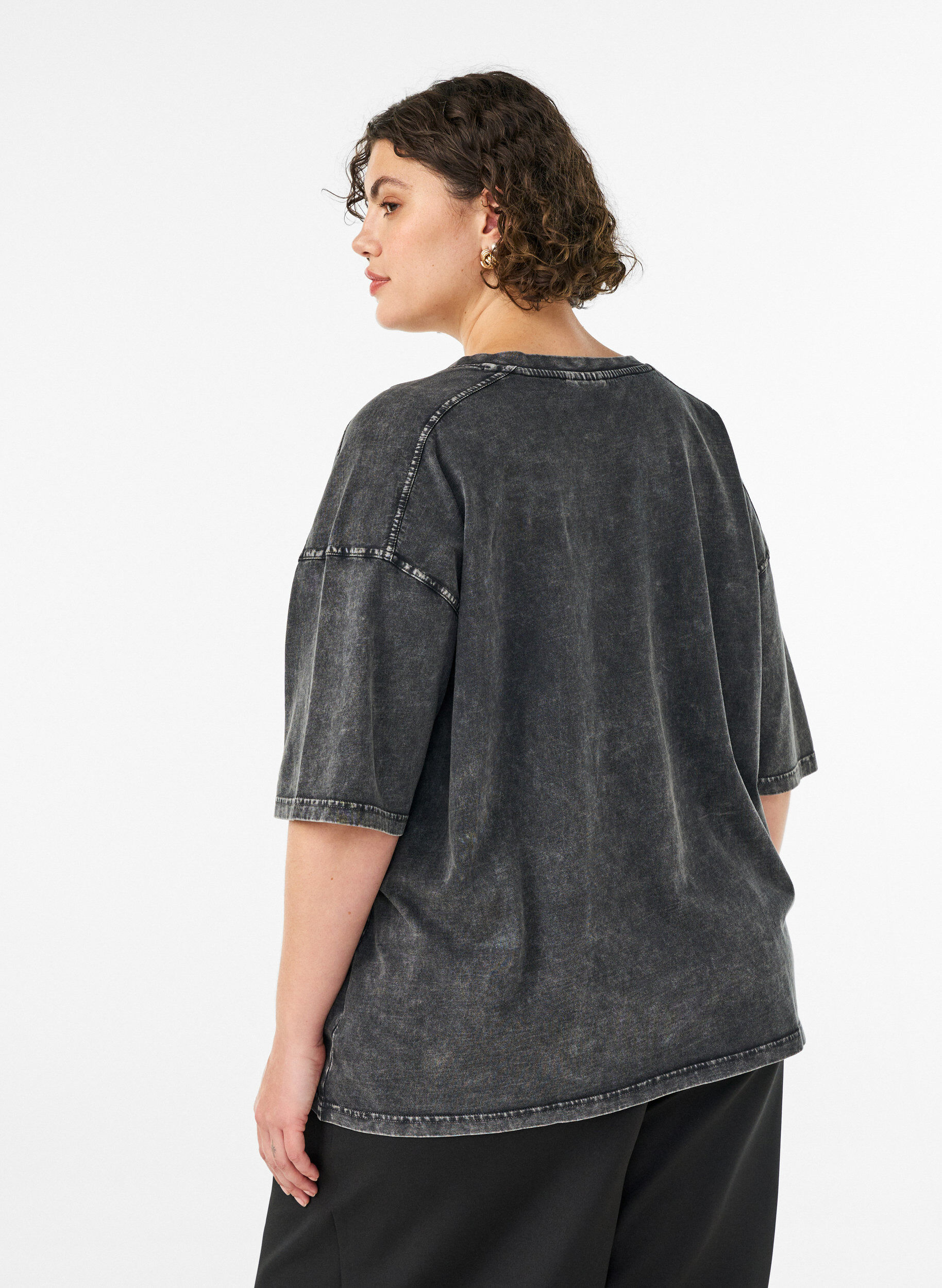 ZizzifashionOversized T-shirt in organic cotton with a college print, Black, Model image number 2