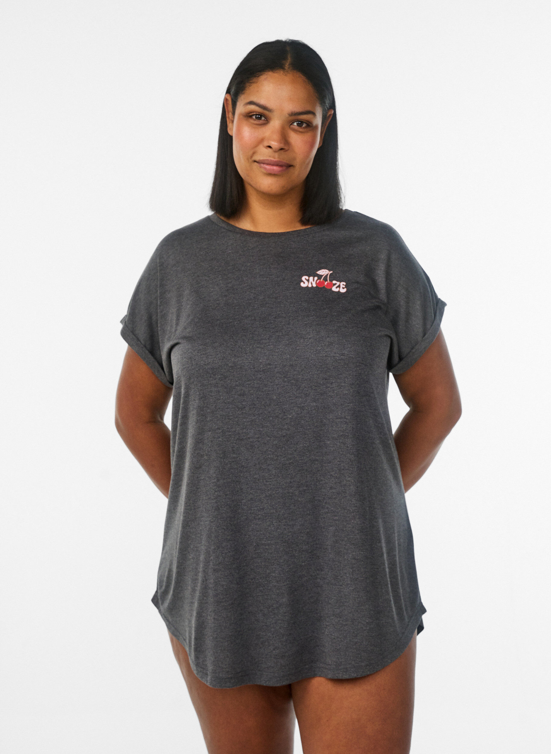 ZizzifashionShort sleeve nightgown with text print, Black, Model image number 0