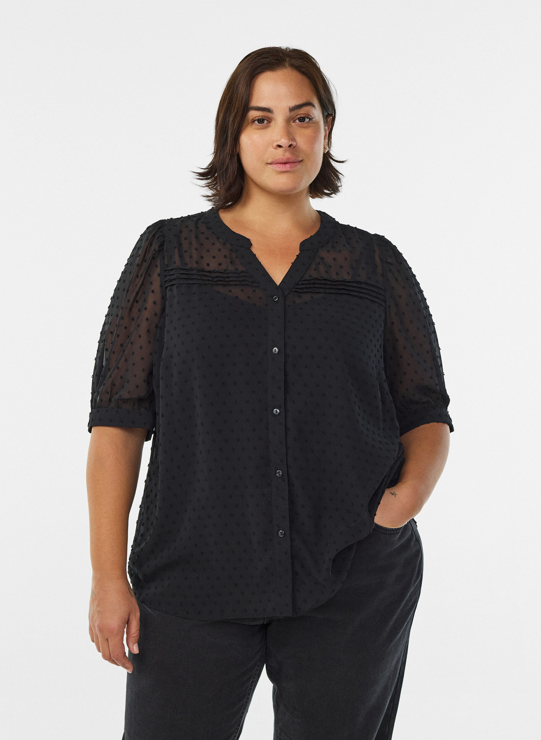 Short-sleeved shirt blouse with dotted texture, Black, Model