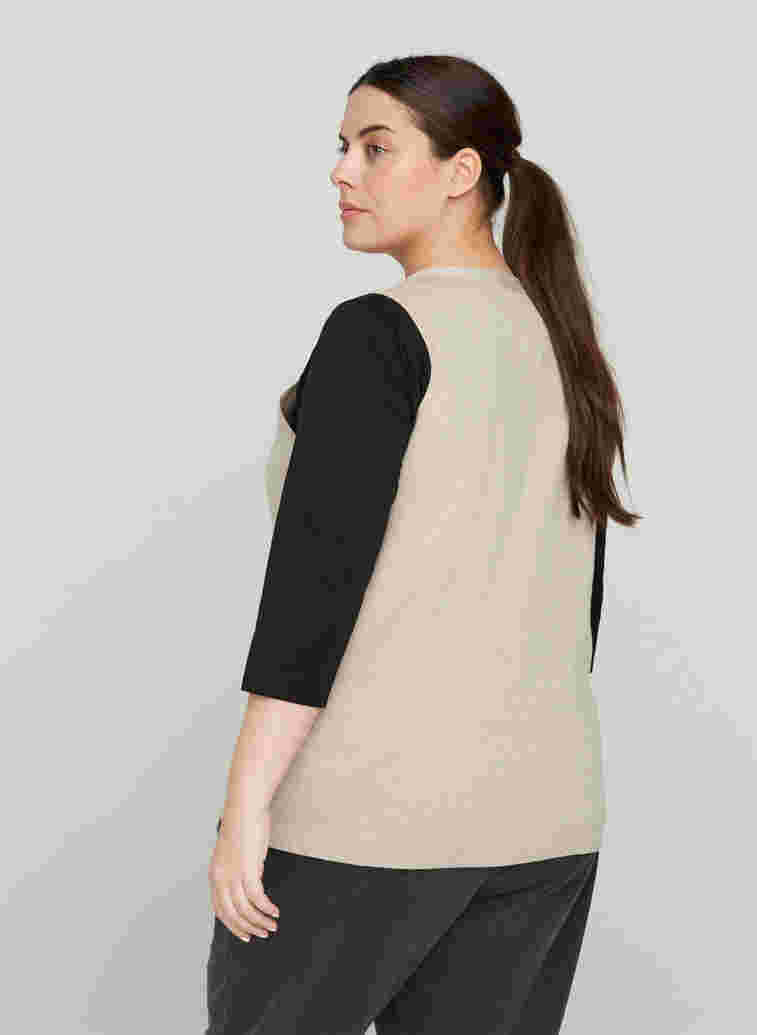 Knitted vest with a V-neck and buttons, Pumice Stone Mel., Model image number 1
