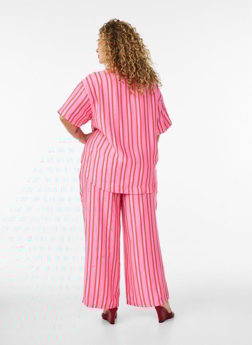 Striped trousers with a high waist and wide legs, Pink, Model image number 1