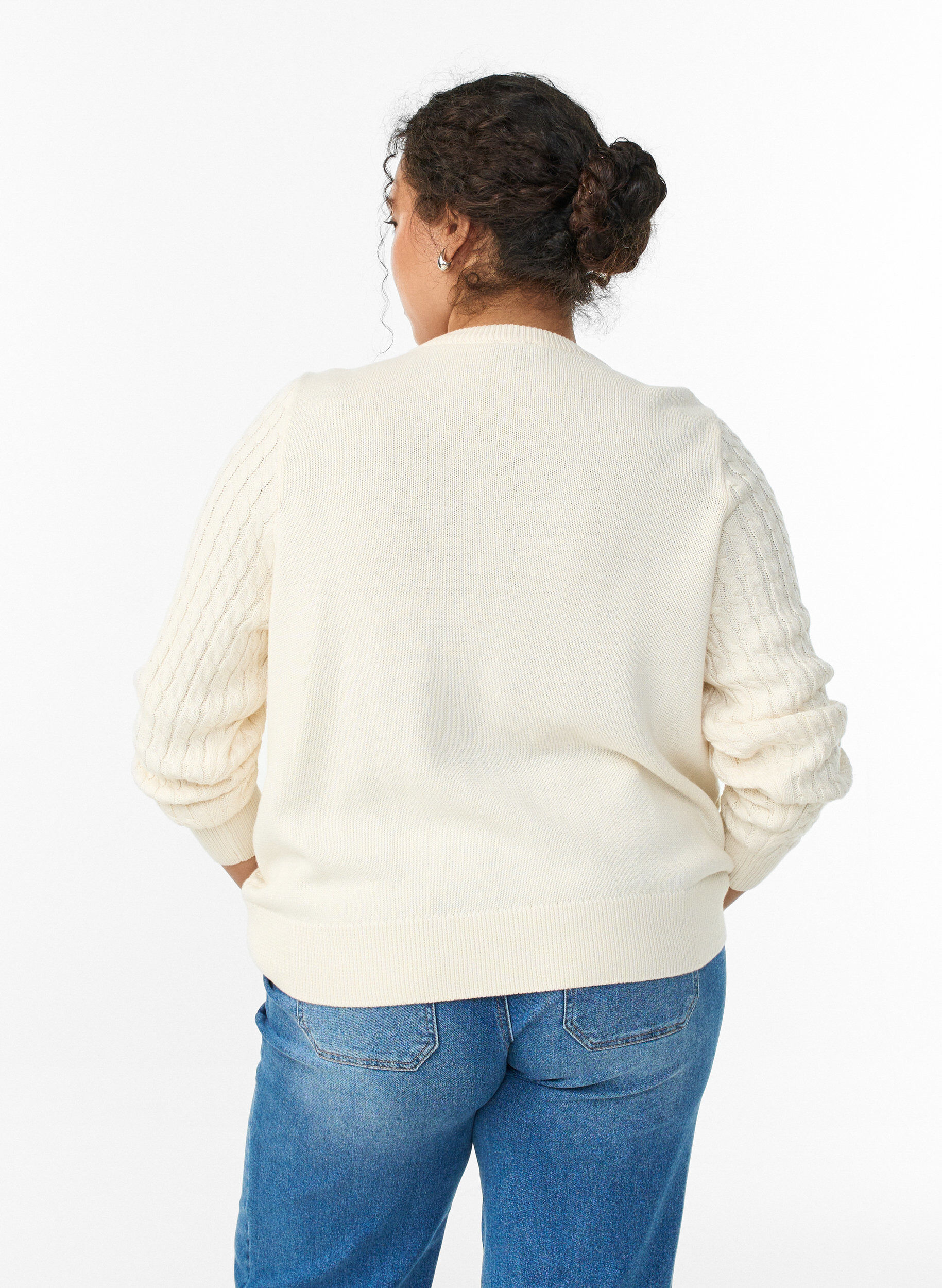 ZizzifashionCable knit cardigan with golden buttons, Vanilla, Model image number 2