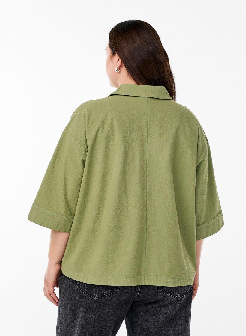 Loose blouse with collar and 1/2 sleeves, Green, Model image number 2