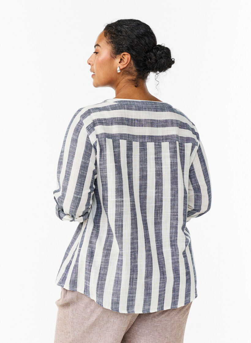 Cotton shirt blouse with V-neck, Blue, Model image number 2