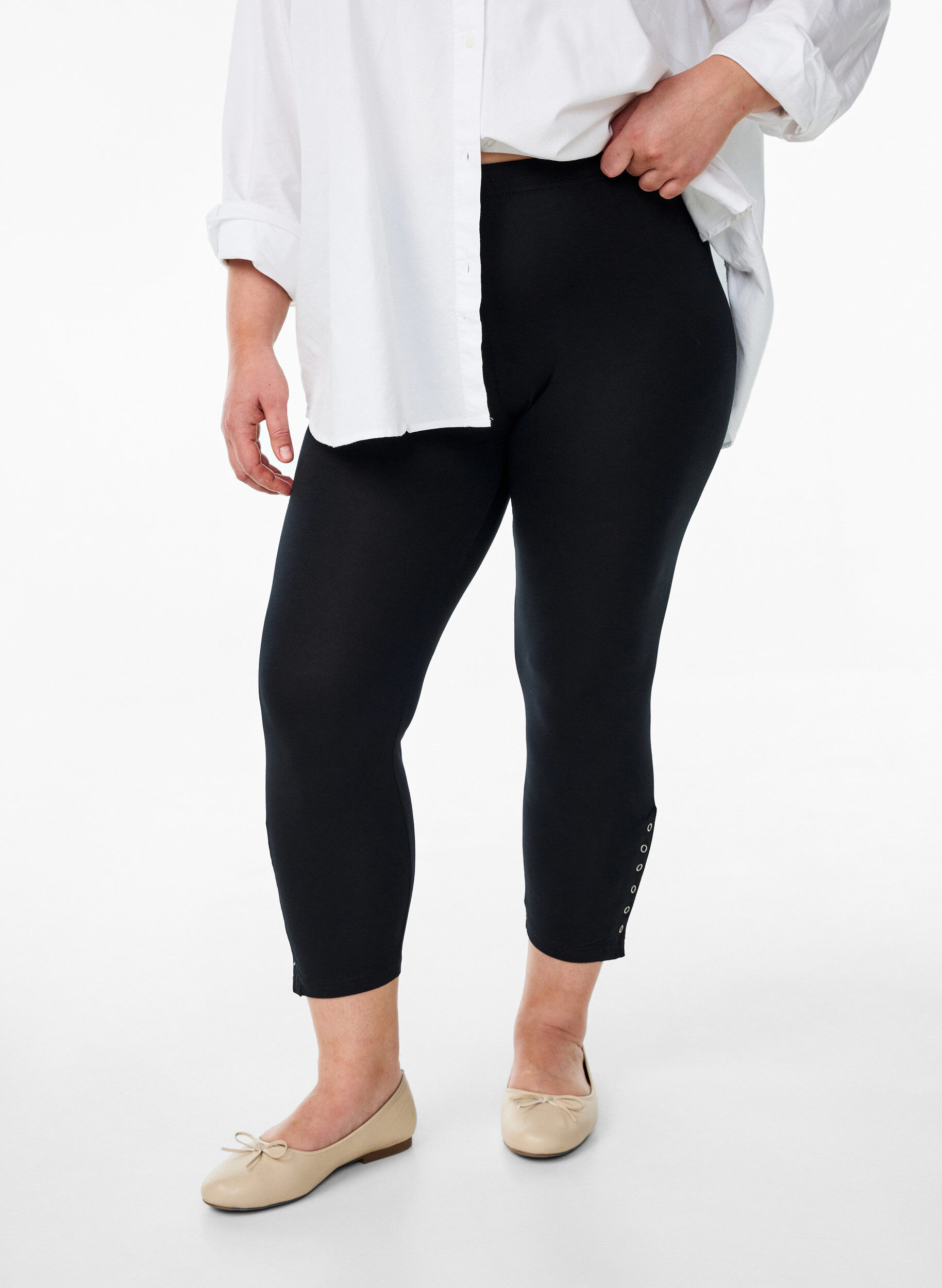 3/4 leggings with buttons, Black, Model