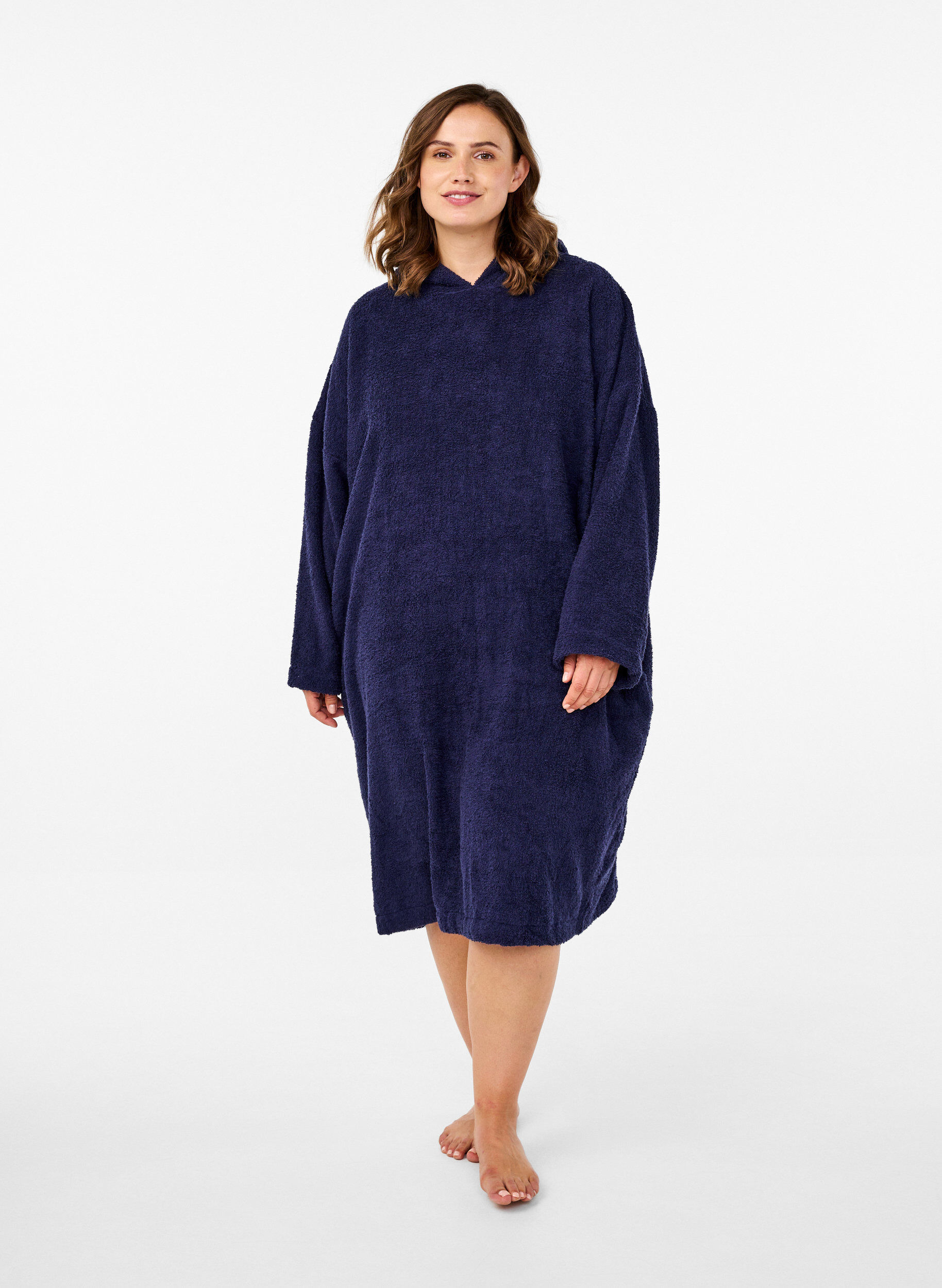 Zizzifashion Terry poncho with hood, Navy Blazer, Model image number 2