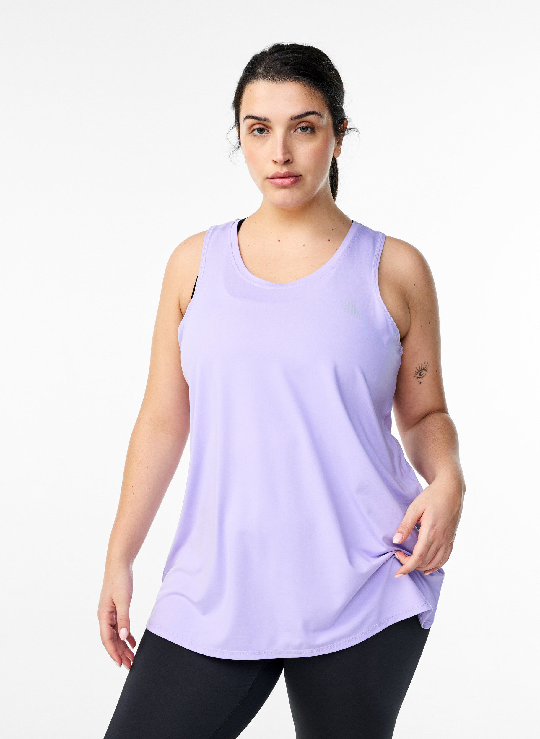 Solid coloured training top with a round neck, Purple, Model