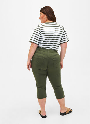 Tight fit Capri pants in a viscose blend, Thyme, Model image number 1
