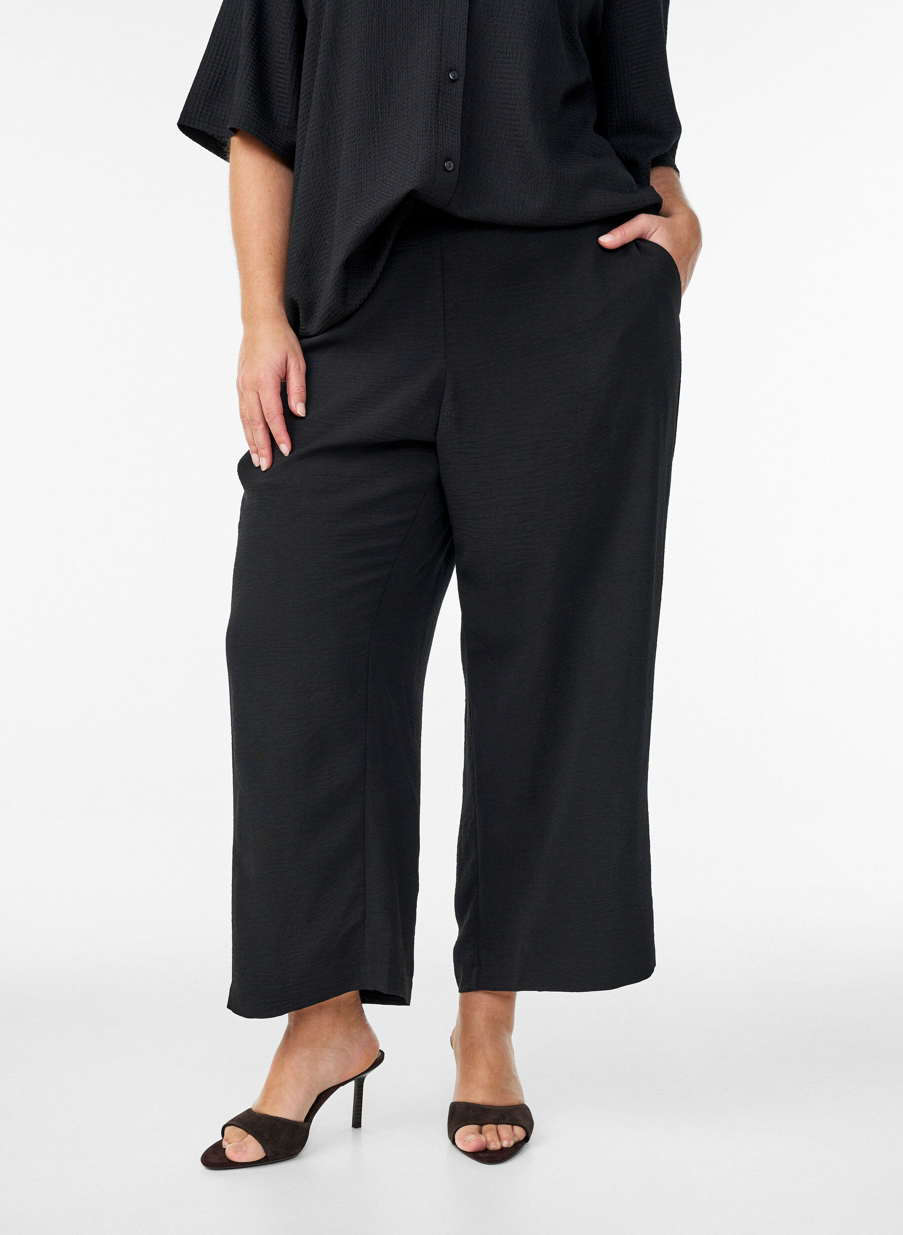Zizzifashion High-waisted culottes with an elasticated back, Black, Model image number 2