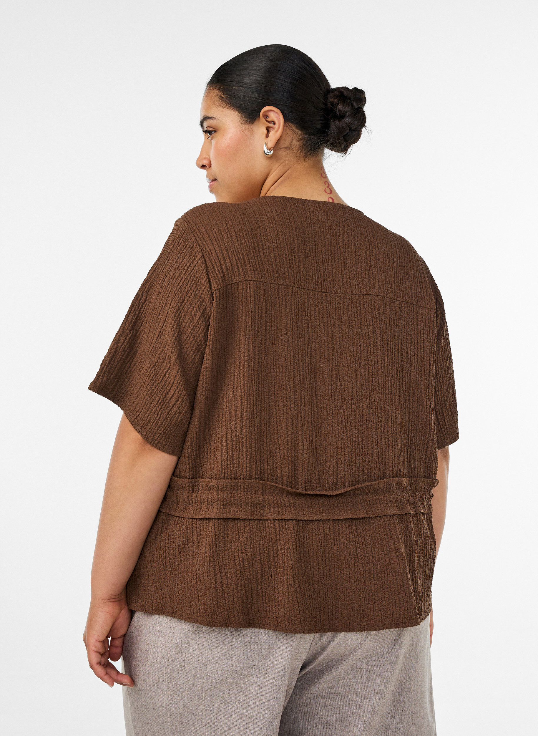ZizzifashionBlouse with texture and a tie-waist, Brown, Model image number 2