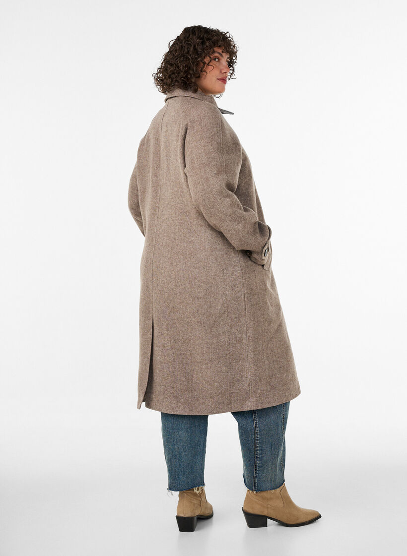 Long wool coat with a high collar and double-breasted design, Brown, Model image number 2