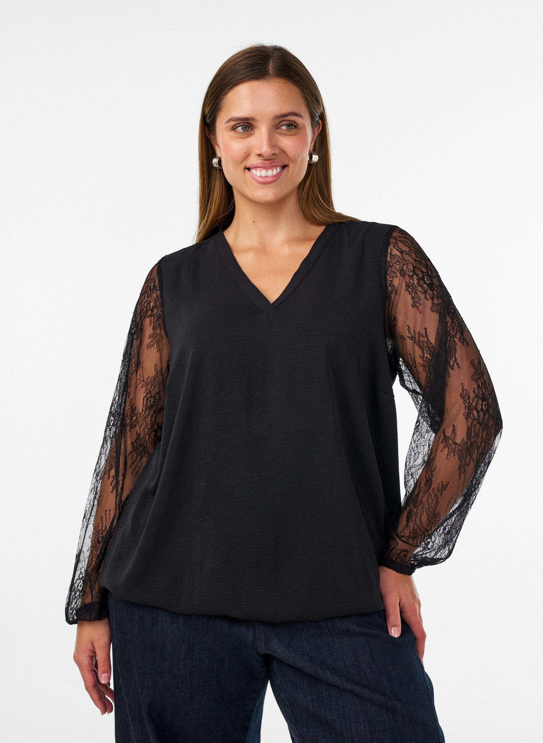 Blouse with lace sleeves and balloon shape, Black, Model