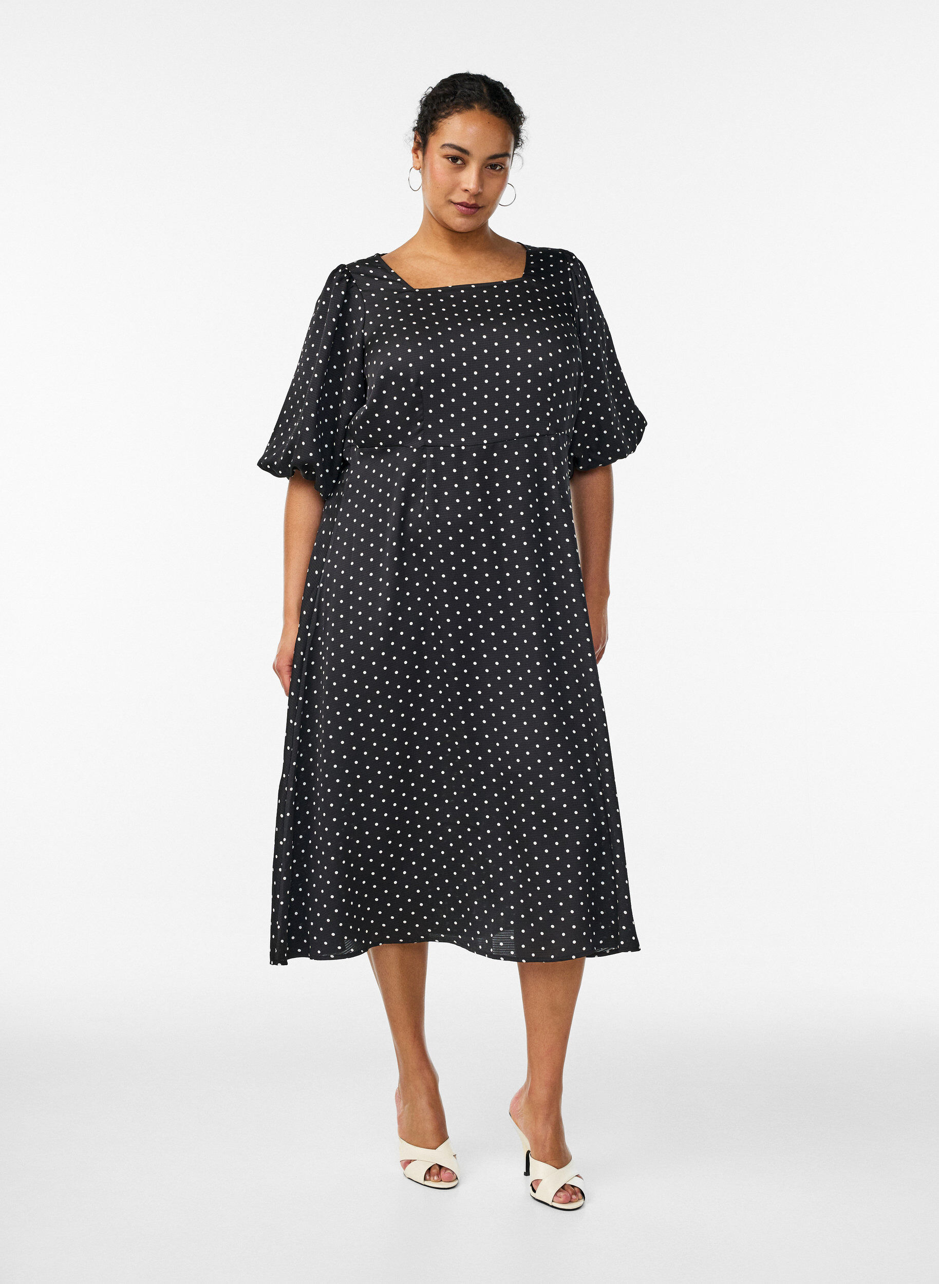 Polka dot midi dress with square neckline, Black, Model