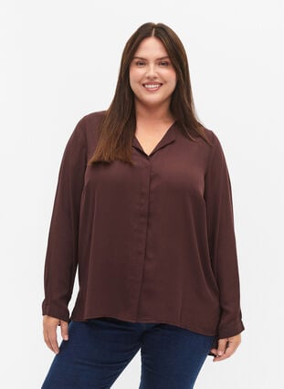 Solid colour shirt with v-neck, Fudge, Model image number 0
