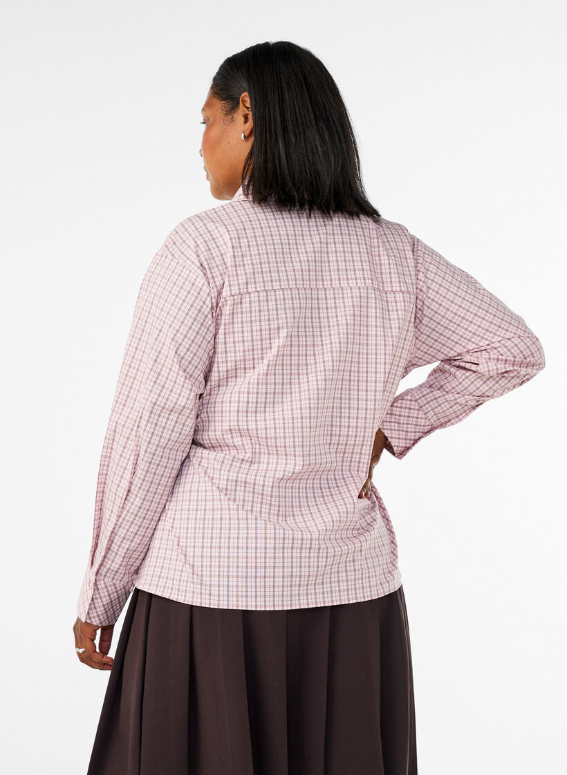 Loose checked shirt with a tie-belt, Rose, Model image number 2