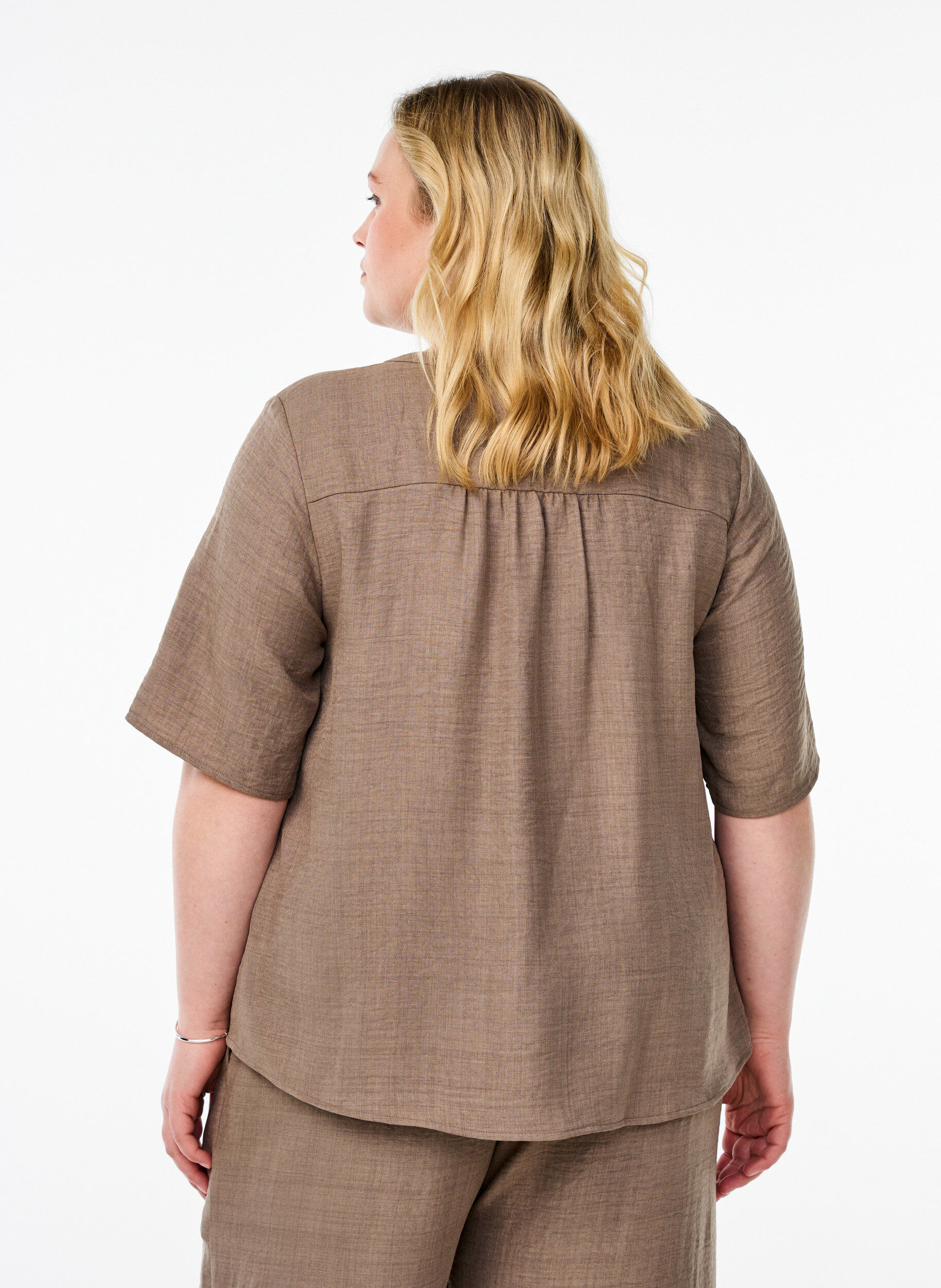 Zizzifashion V-neck shirt blouse with short sleeves, Brown, Model image number 2