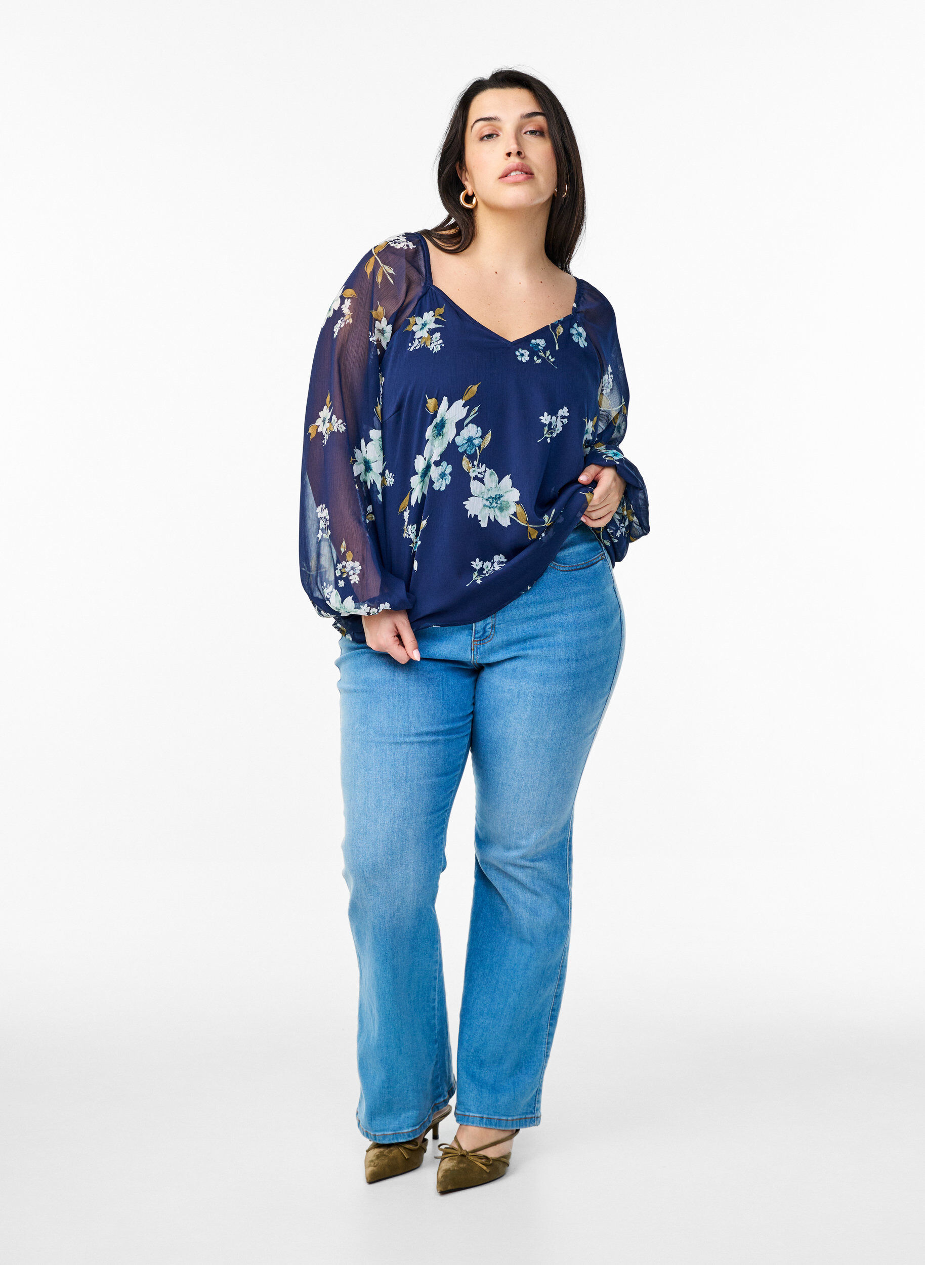 ZizzifashionChiffon blouse with floral print and long sleeves, Blue, Model image number 1