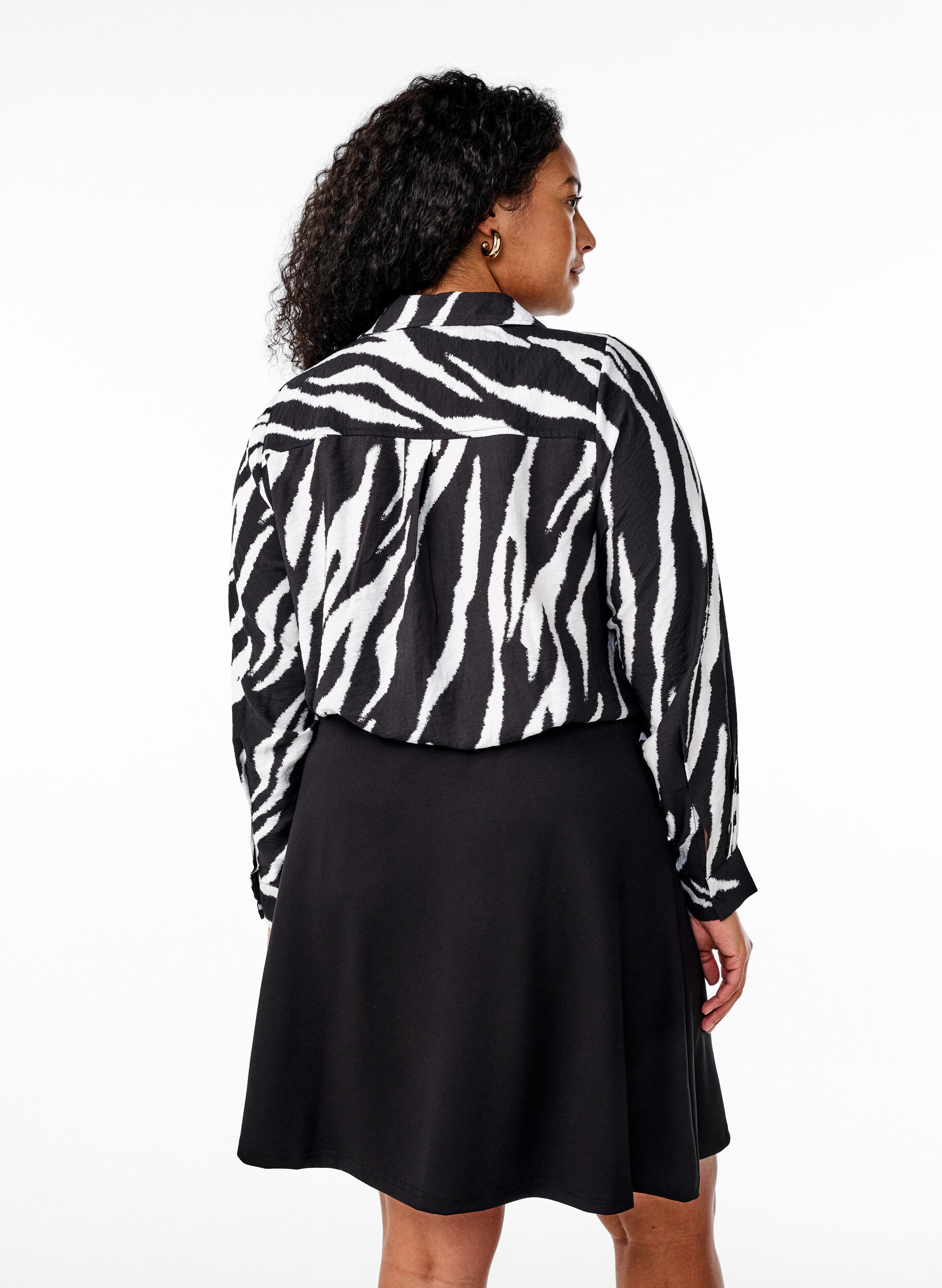 Zizzifashion Skater skirt in viscose, Black, Model image number 1